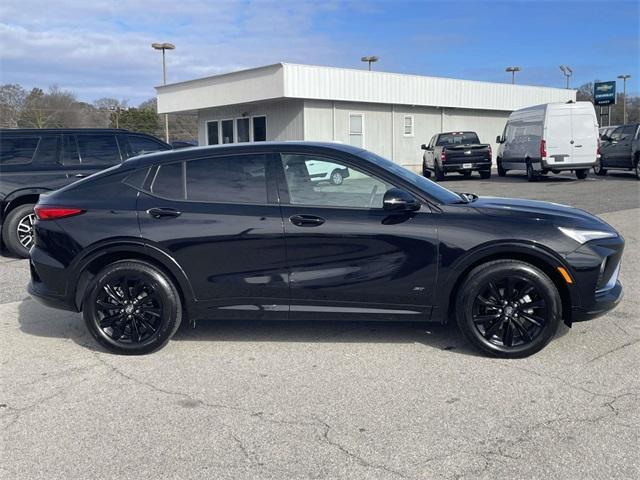 used 2025 Buick Envista car, priced at $24,950