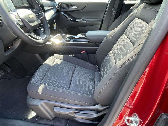 new 2026 Chevrolet Equinox car, priced at $32,107