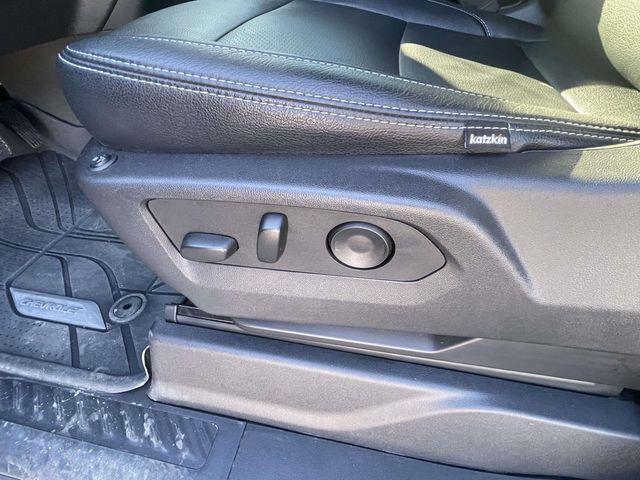 used 2025 Chevrolet Silverado 1500 car, priced at $31,850