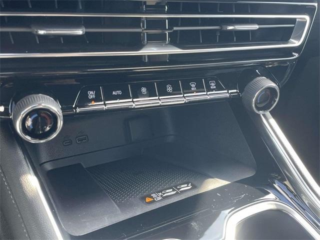 new 2026 Chevrolet Traverse car, priced at $40,671