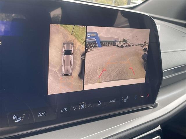 new 2026 Chevrolet Traverse car, priced at $45,261