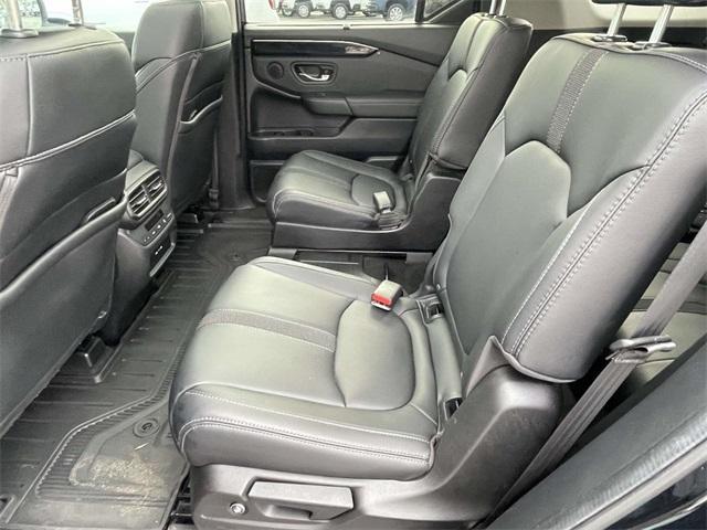 used 2024 Honda Pilot car, priced at $39,950