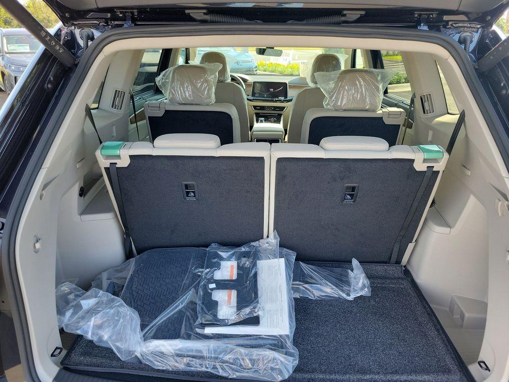 new 2026 Volkswagen Atlas car, priced at $43,148