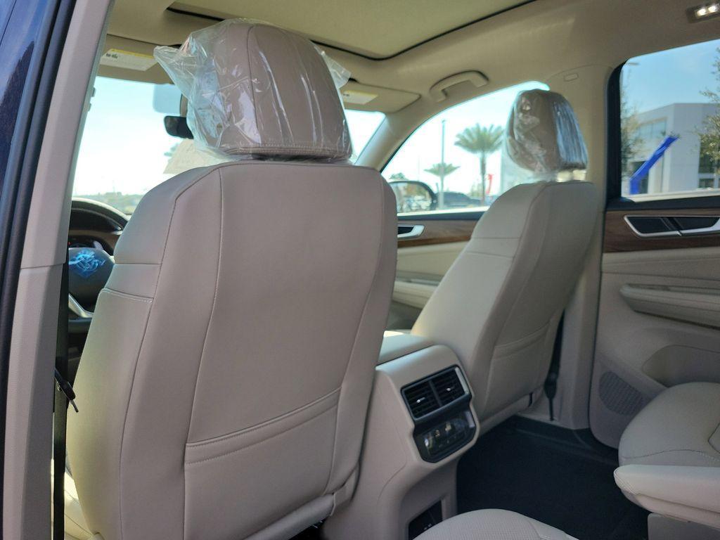 new 2026 Volkswagen Atlas car, priced at $43,148