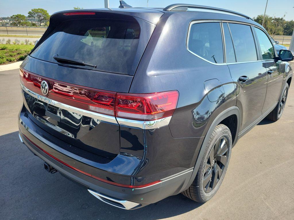new 2026 Volkswagen Atlas car, priced at $43,148