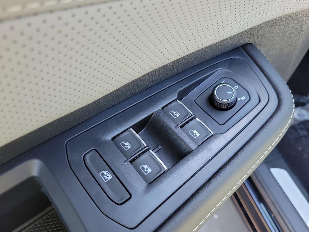 new 2026 Volkswagen Atlas Cross Sport car, priced at $46,225