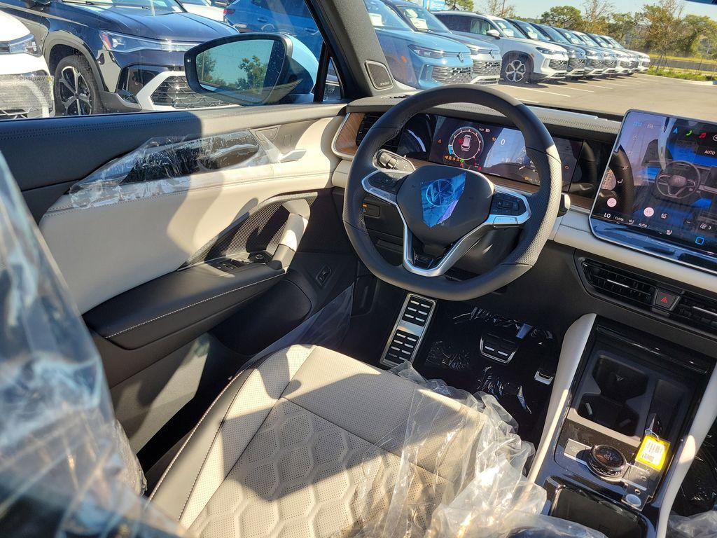 new 2026 Volkswagen Tiguan car, priced at $42,921