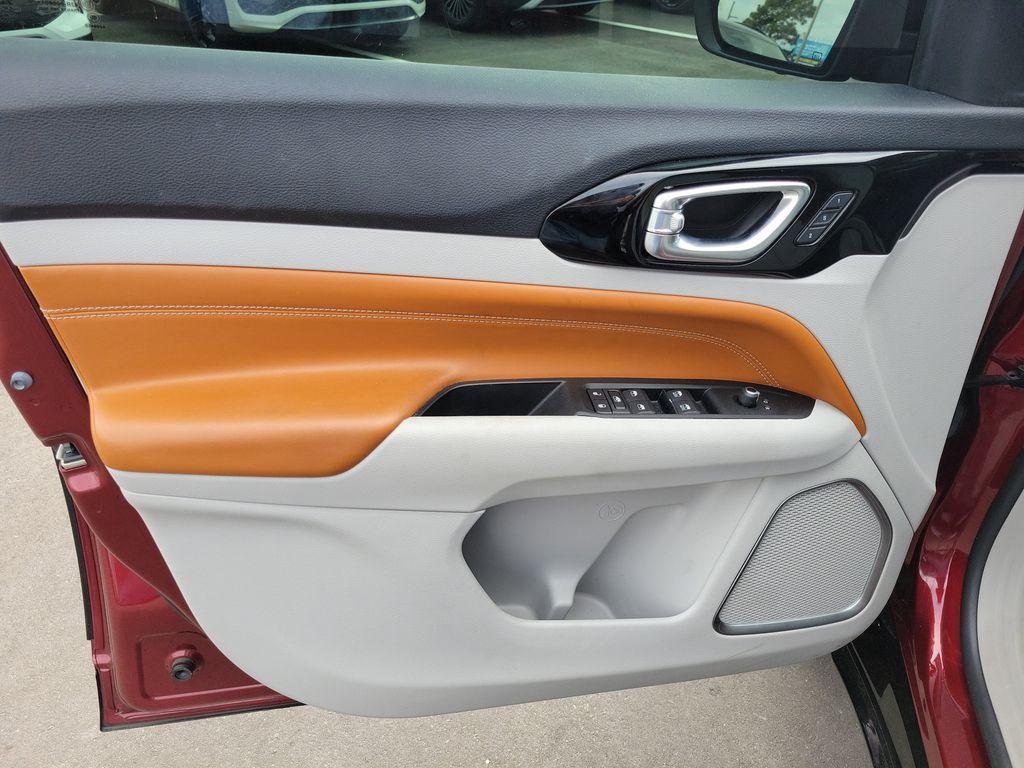 used 2022 Jeep Compass car, priced at $19,695