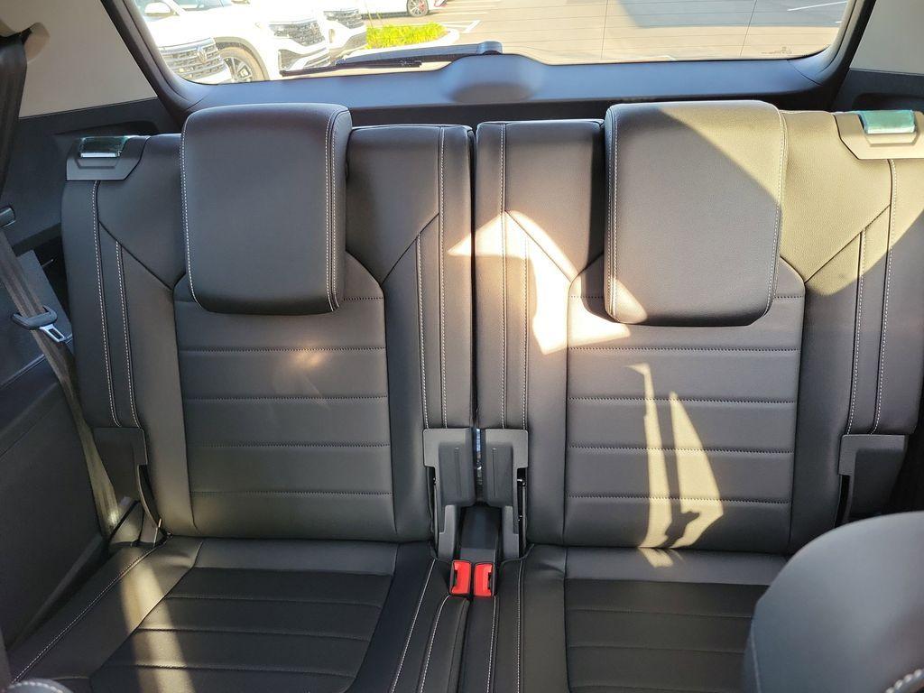 new 2026 Volkswagen Atlas car, priced at $47,736