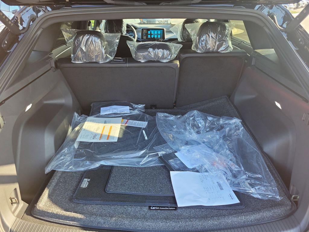 new 2026 Volkswagen Atlas Cross Sport car, priced at $41,042