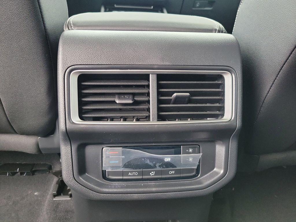 new 2026 Volkswagen Atlas car, priced at $42,987