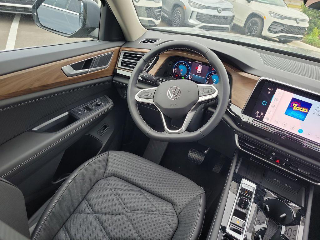new 2026 Volkswagen Atlas car, priced at $42,987