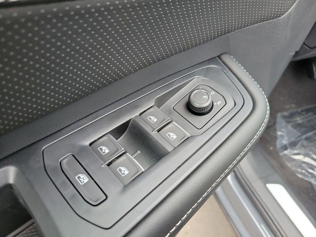 new 2026 Volkswagen Atlas car, priced at $42,987