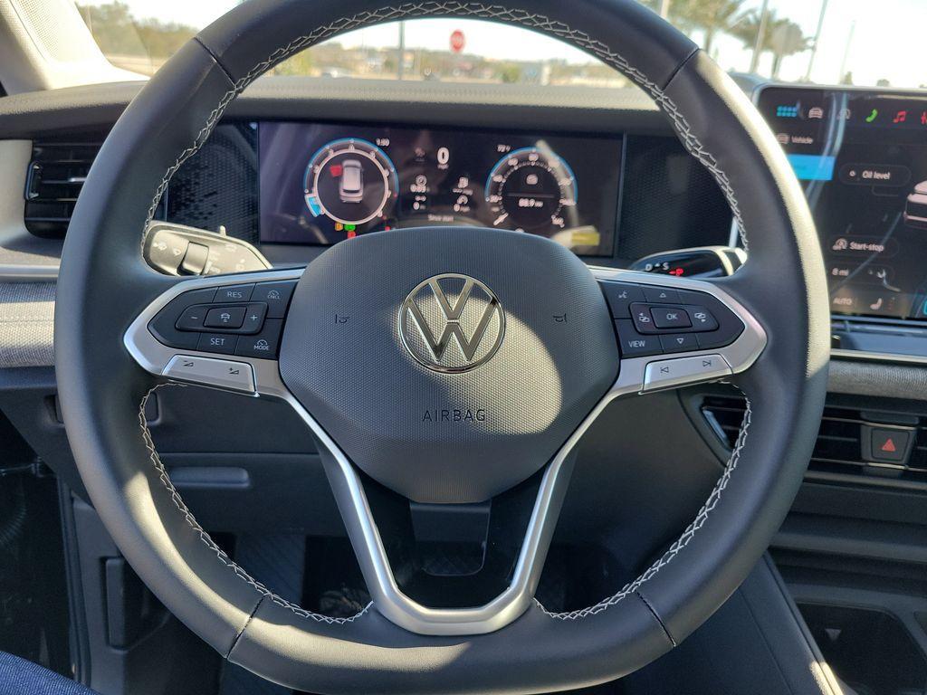 new 2026 Volkswagen Tiguan car, priced at $31,990