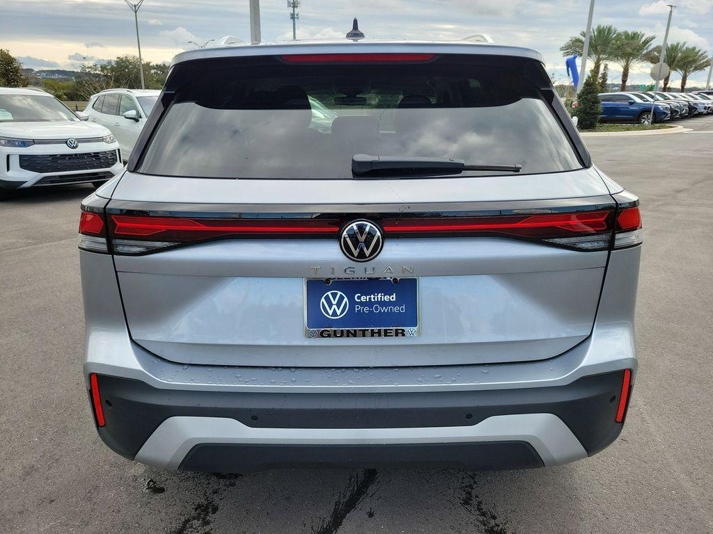 used 2025 Volkswagen Tiguan car, priced at $25,995