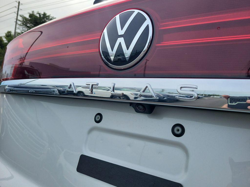 new 2026 Volkswagen Atlas Cross Sport car, priced at $36,692