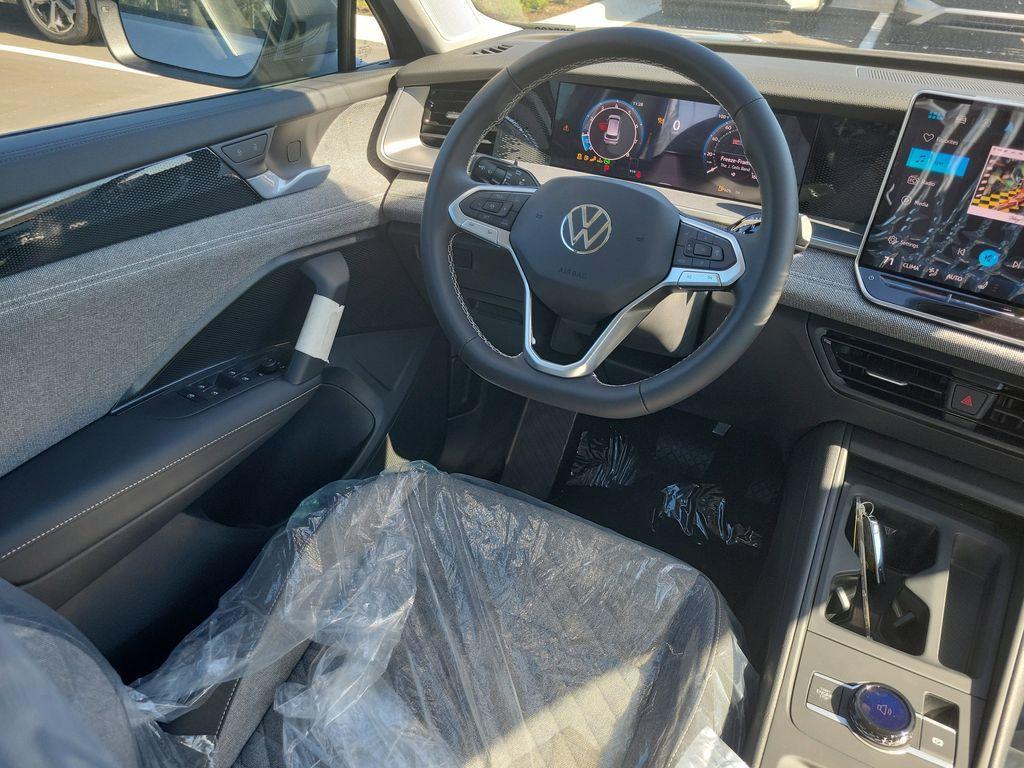 new 2025 Volkswagen Tiguan car, priced at $26,204