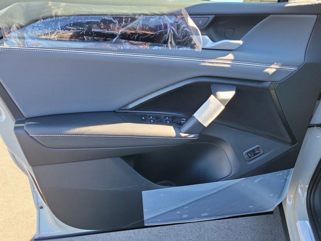 new 2026 Volkswagen Tiguan car, priced at $43,336