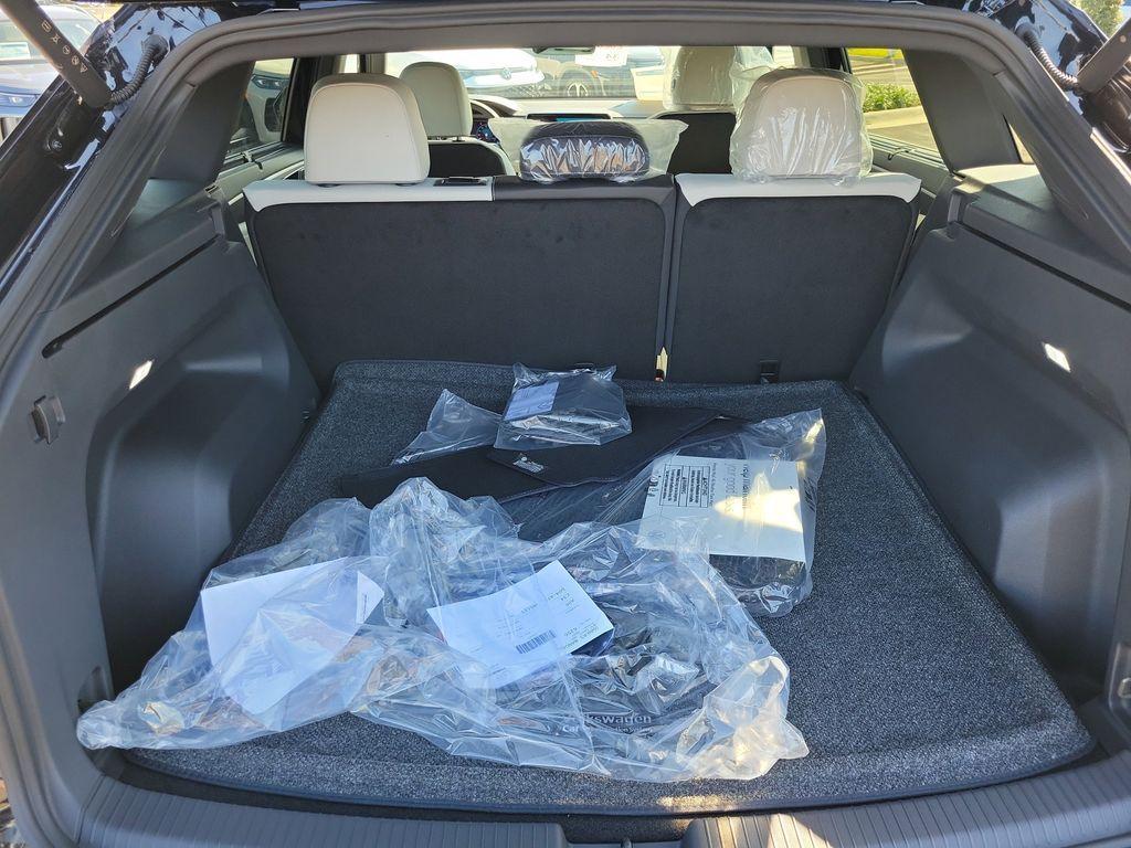 new 2026 Volkswagen Atlas Cross Sport car, priced at $51,069