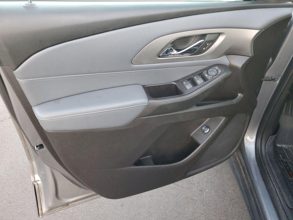 used 2019 Chevrolet Traverse car, priced at $16,995