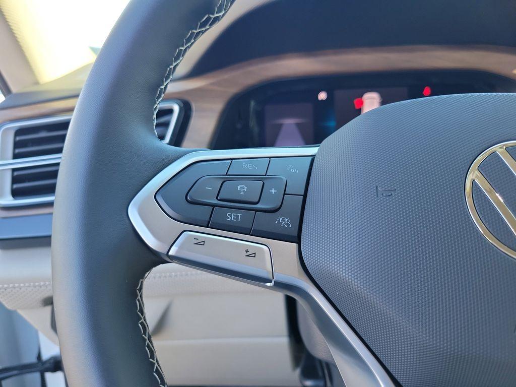 new 2026 Volkswagen Atlas car, priced at $37,342