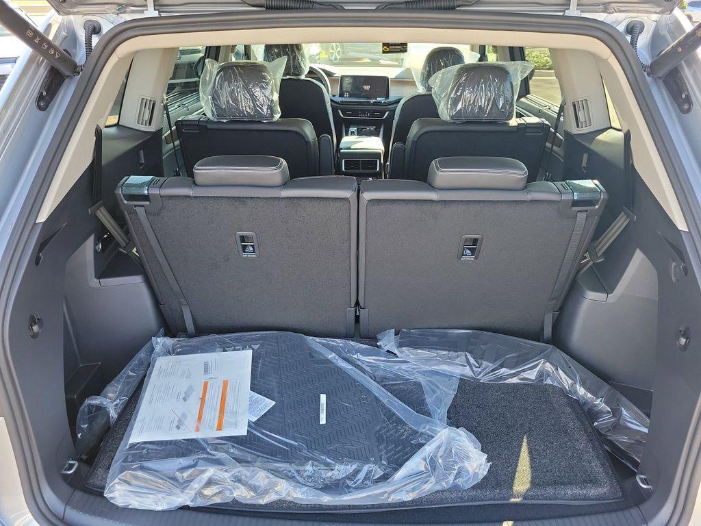 new 2026 Volkswagen Atlas car, priced at $43,148