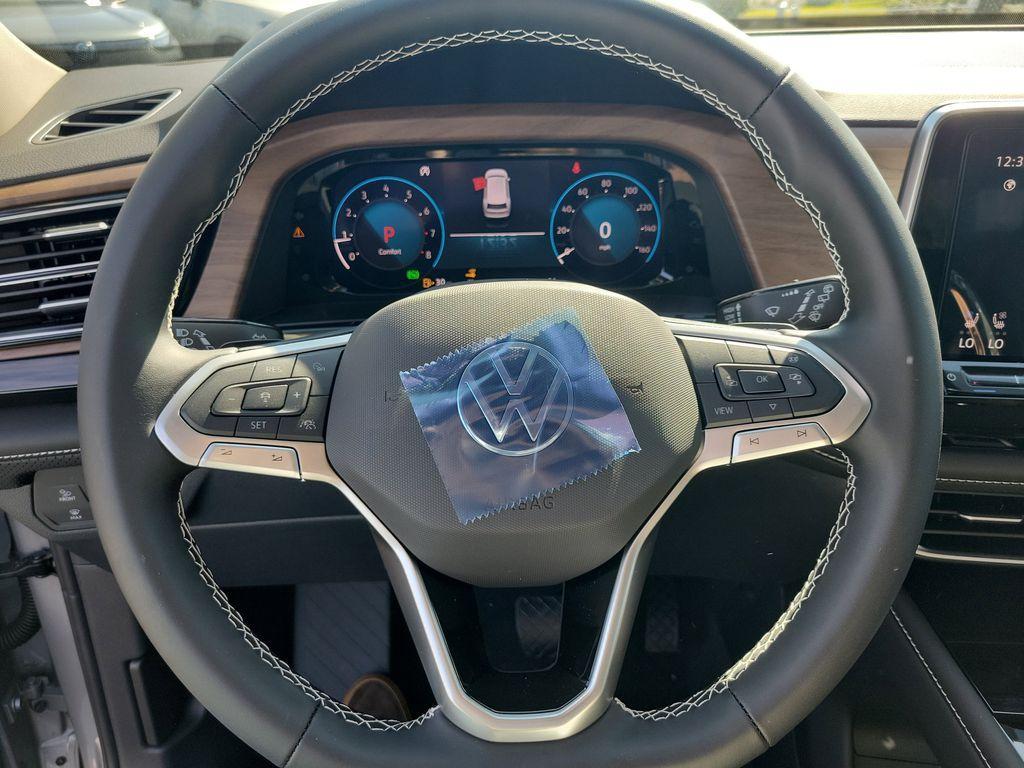 new 2026 Volkswagen Atlas car, priced at $43,148