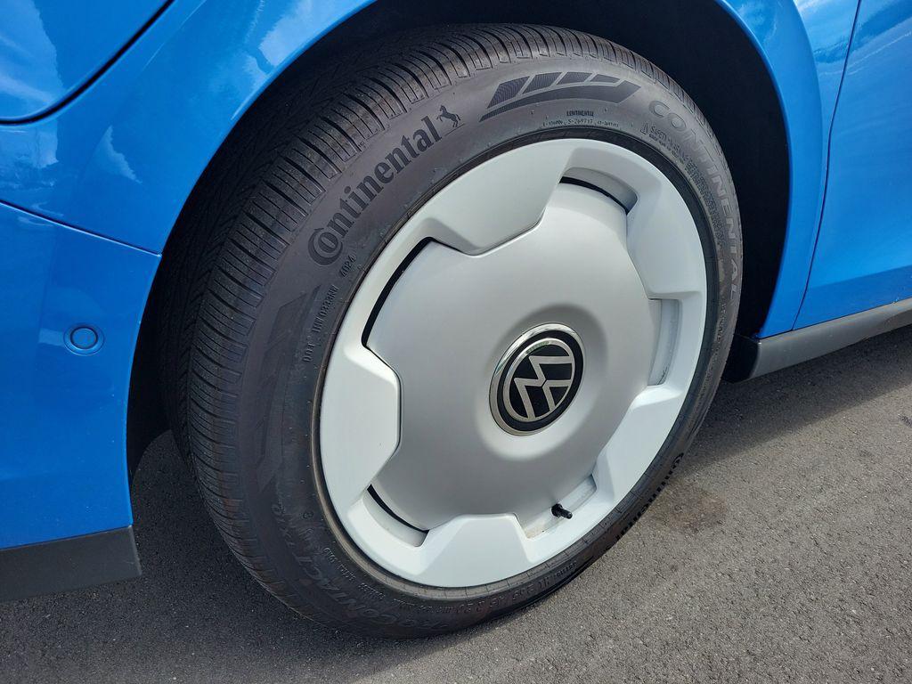 new 2025 Volkswagen ID. Buzz car, priced at $57,755