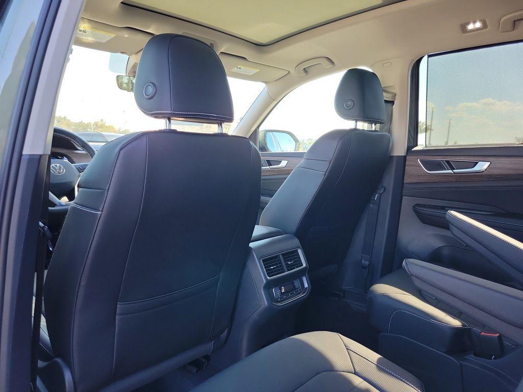 new 2026 Volkswagen Atlas car, priced at $47,299