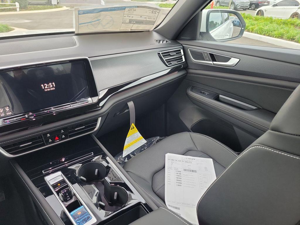 new 2026 Volkswagen Atlas Cross Sport car, priced at $46,662