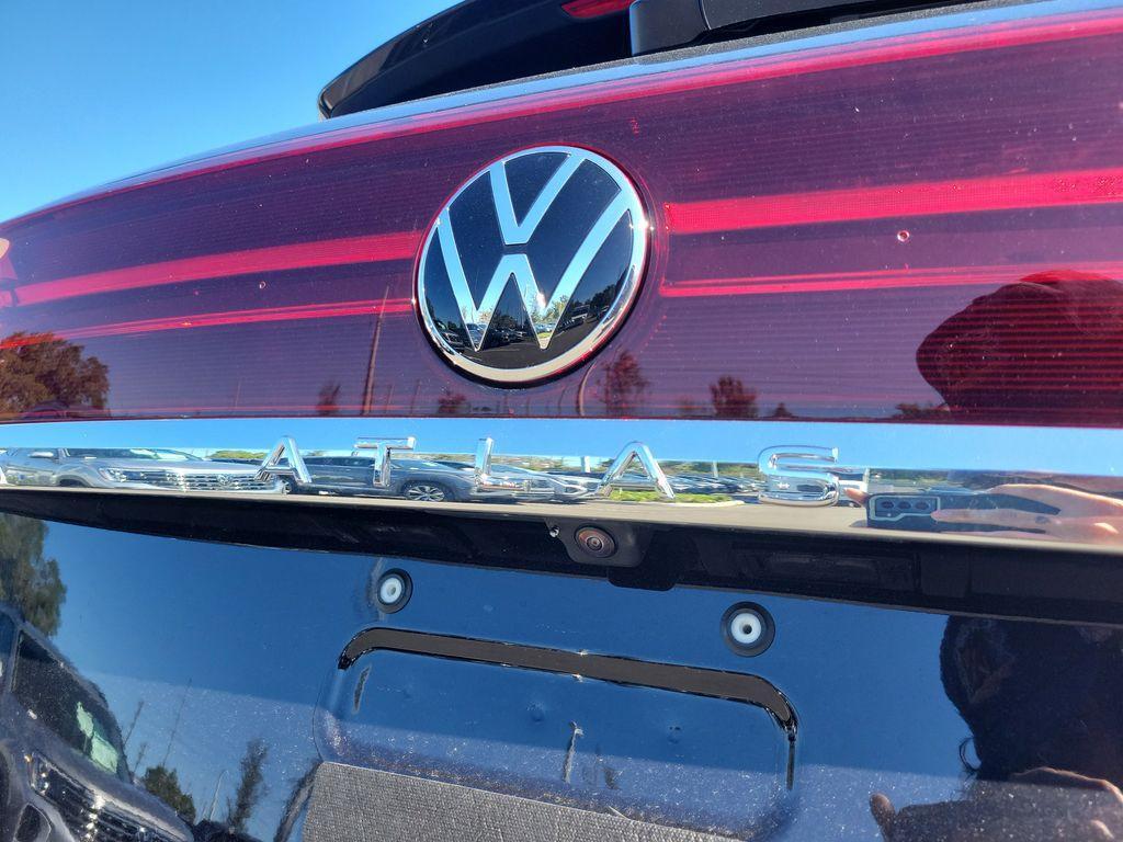 new 2026 Volkswagen Atlas Cross Sport car, priced at $36,255