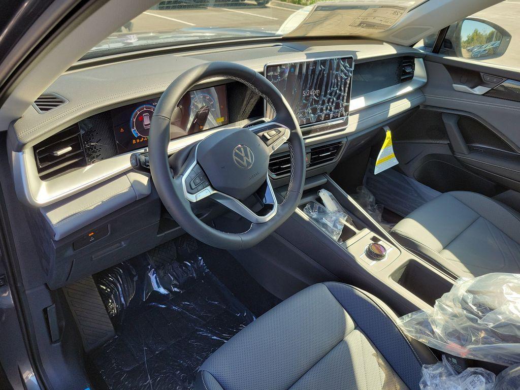 new 2025 Volkswagen Tiguan car, priced at $29,157