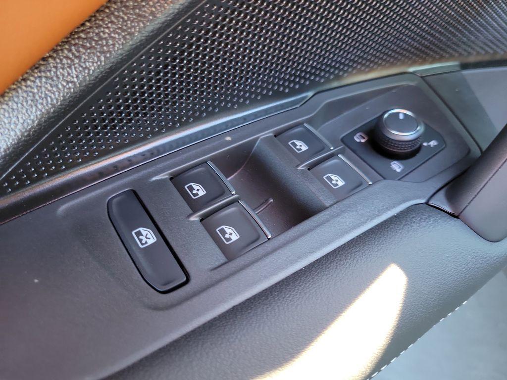 new 2026 Volkswagen Tiguan car, priced at $43,556