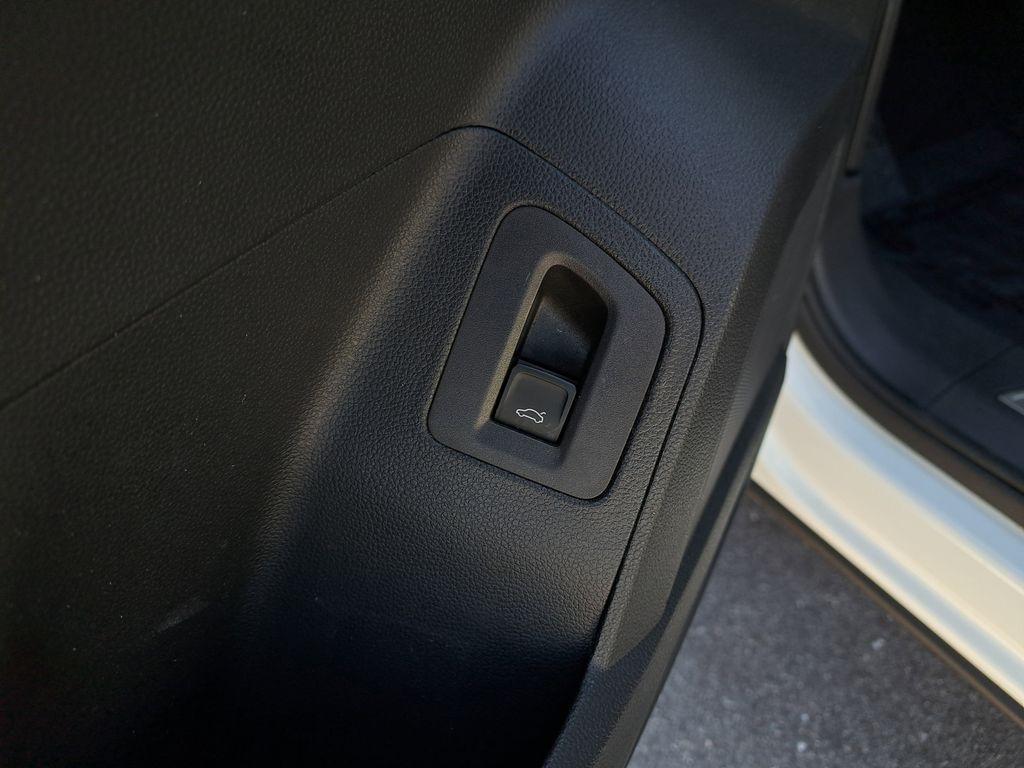 used 2023 Volkswagen Atlas Cross Sport car, priced at $28,995