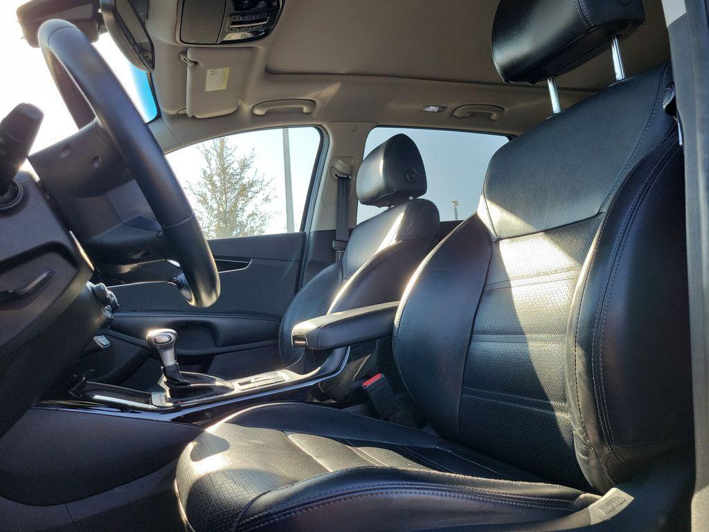 used 2020 Kia Sorento car, priced at $14,995