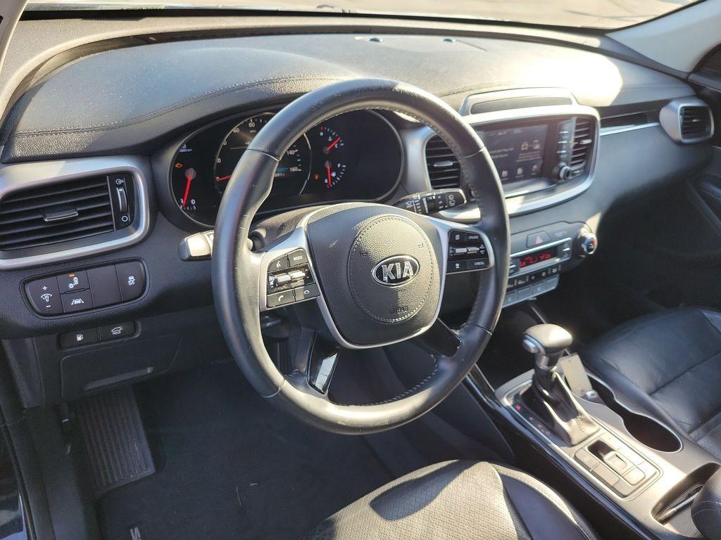 used 2020 Kia Sorento car, priced at $14,995