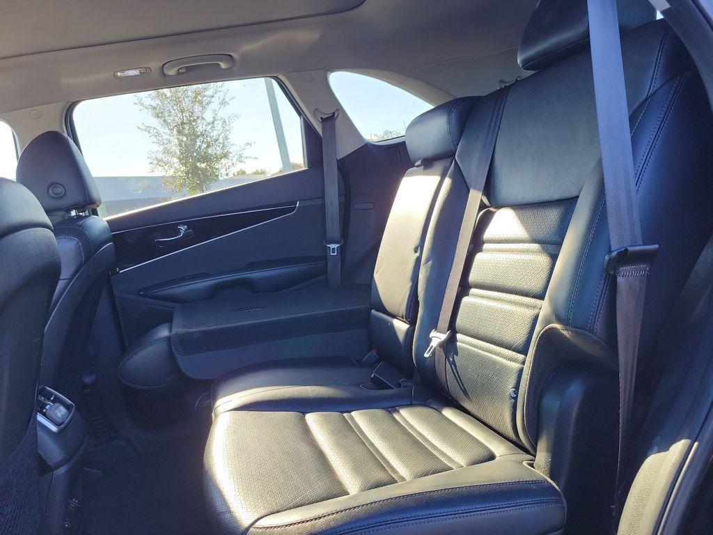 used 2020 Kia Sorento car, priced at $14,995