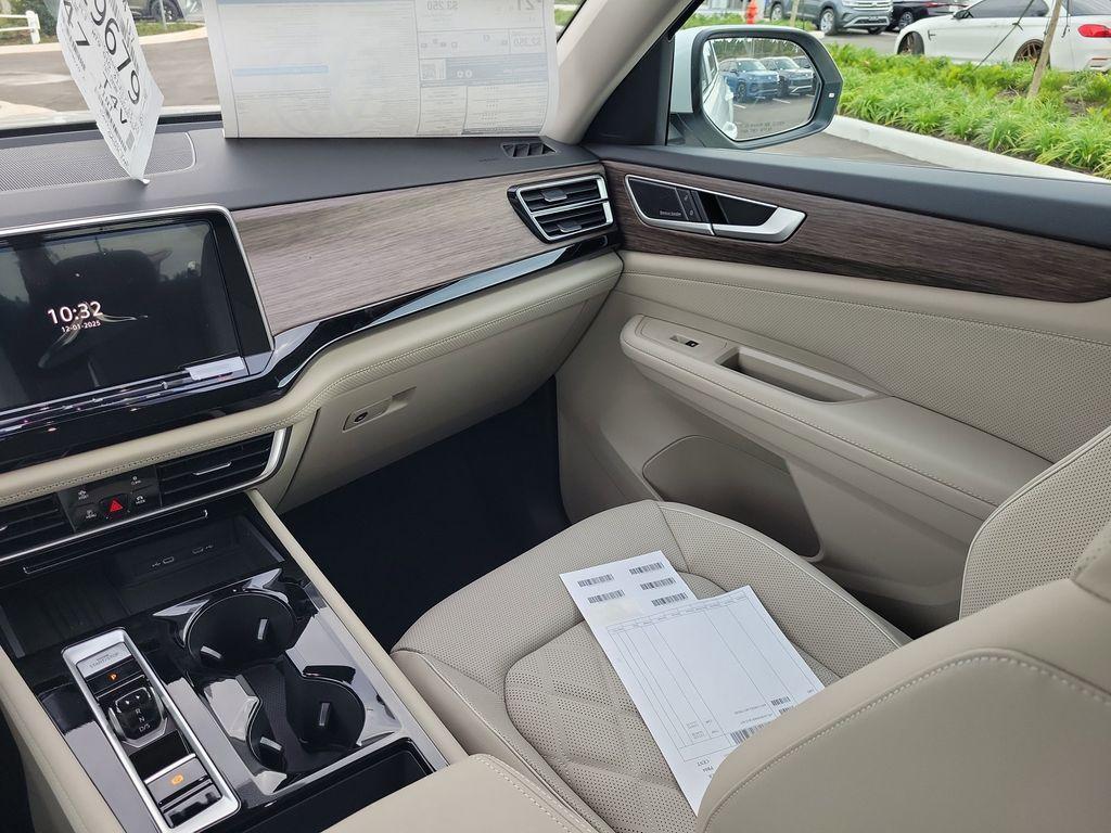 new 2026 Volkswagen Atlas car, priced at $51,983