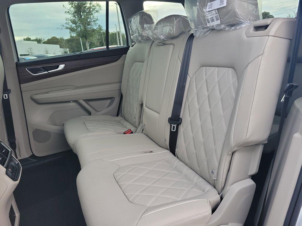 new 2026 Volkswagen Atlas car, priced at $51,983