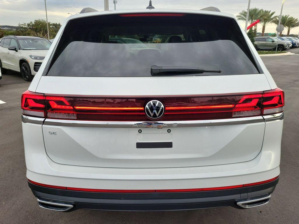 new 2026 Volkswagen Atlas car, priced at $37,168