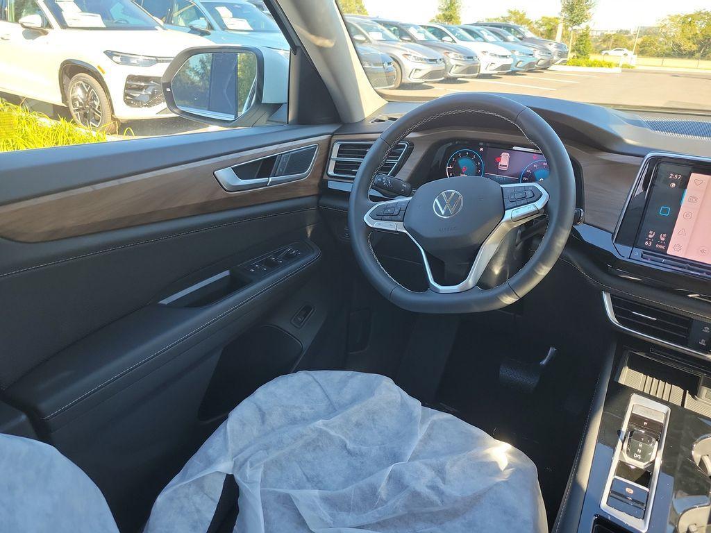 new 2026 Volkswagen Atlas car, priced at $42,475