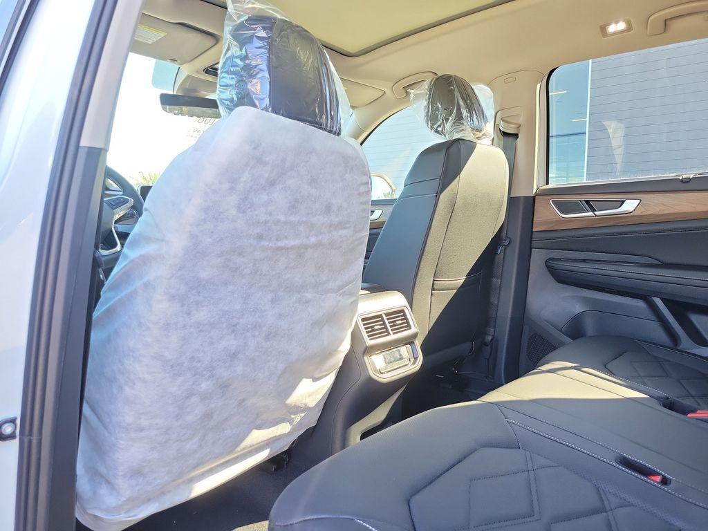 new 2026 Volkswagen Atlas car, priced at $42,475