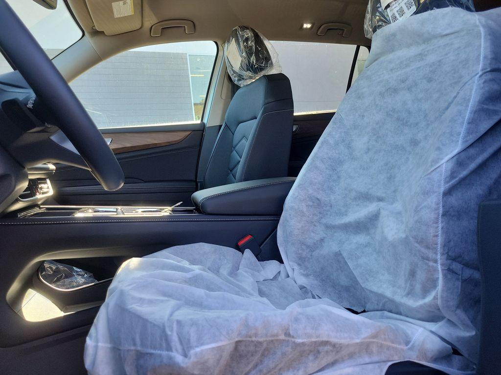 new 2026 Volkswagen Atlas car, priced at $42,475