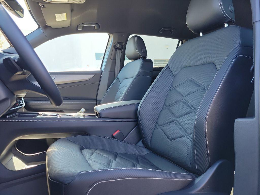 new 2026 Volkswagen Atlas Cross Sport car, priced at $40,530