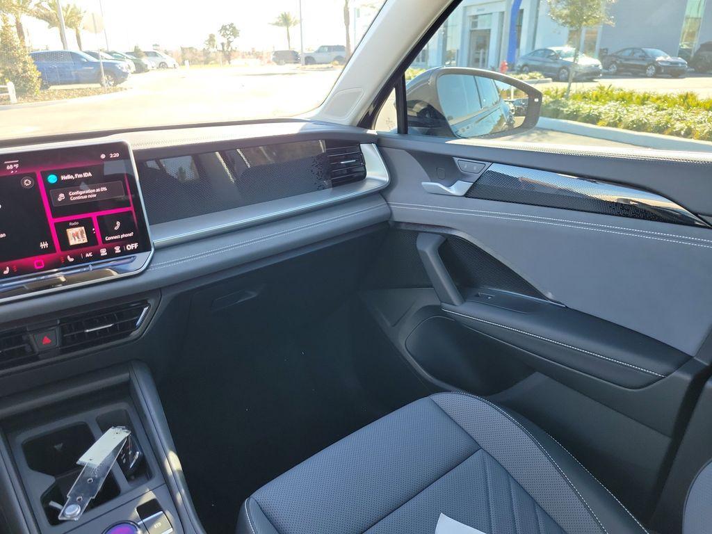 new 2026 Volkswagen Tiguan car, priced at $33,005