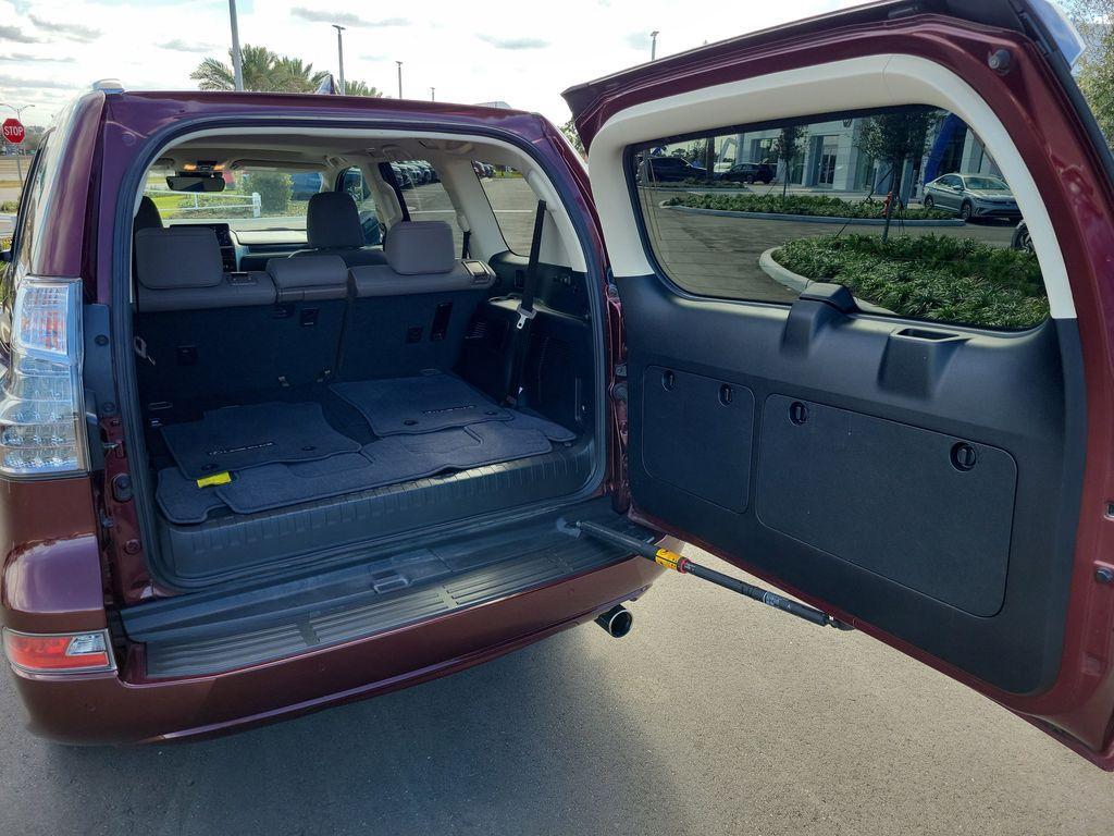 used 2022 Lexus GX 460 car, priced at $47,295