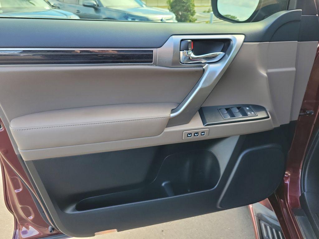 used 2022 Lexus GX 460 car, priced at $47,295