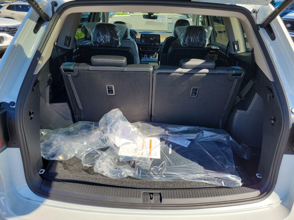 new 2026 Volkswagen Atlas car, priced at $43,585