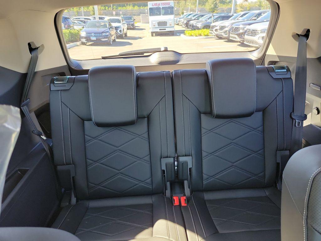 new 2026 Volkswagen Atlas car, priced at $43,585