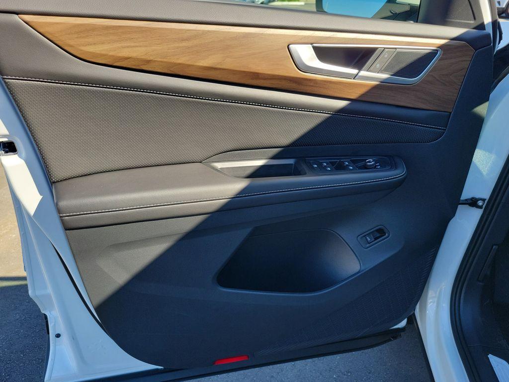 new 2026 Volkswagen Atlas car, priced at $43,585